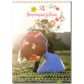 Albi Hrací přání do obálky K svatbě Novomanželé s deštníkem Stand by me 14,8 x 21 cm