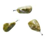 Epidot Troml přívěsek přírodní kámen, M cca 3,5 cm, 1 kus, kámen pro léčení srdce