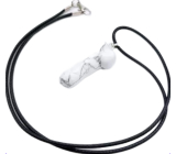 Magnezit / Howlit bílý Penis amulet pro plodnost, přívěsek přírodní kámen ručně broušený 3 cm