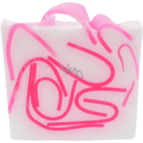 Bomb Cosmetics Růženka - Tickled Pink Přírodní glycerinové mýdlo 100 g