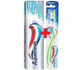 Aquafresh Whitening White & Shine zubní pasta s bělicím účinkem 100 ml + Aquafresh Everyday Clean střední zubní kartáček 1 kus