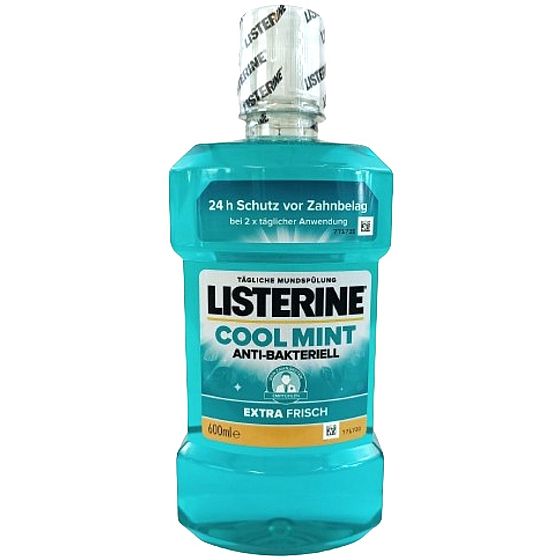 Listerine Cool Mint Anti-Bacterial ústní voda pro svěží dech a omezení tvorby zubního plaku 600 ml