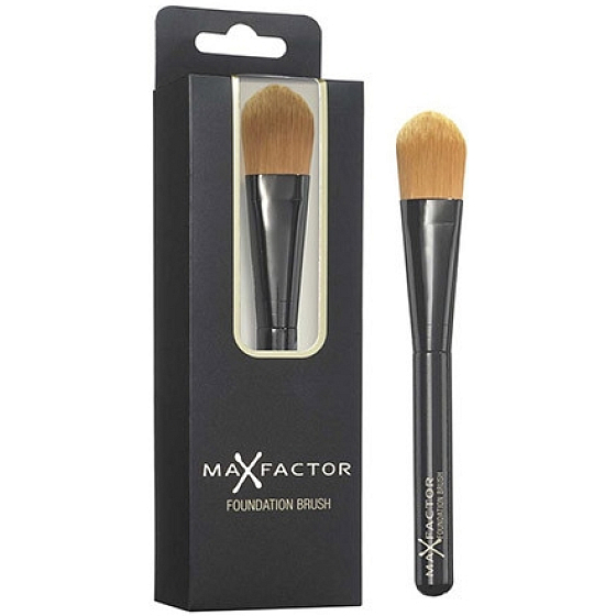 Max Factor Foundation Brush štětec se syntetickými štětinami na make-up 1 kus