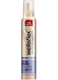 Wella Wellaflex 2-Days-Volume silné zpevnění pěnové tužidlo 200 ml