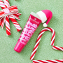 Essence Juicy bomb lesk na rty 002 Candy Cane 10 ml + 003 Candy Apple 10 ml + 004 Roasted Almonds 10 ml + 005 Mellow Marshmallow 10 ml + 006 Tangy Tangerine 10 ml + čepice vánoční ozdoba na lesk, kosmetická sada pro ženy