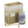 Yankee Candle Holiday Lights - Sváteční světýlka vonná svíčka Classic velká sklo 623 g + zlaté nůžky na knot Vánoční dárková sada
