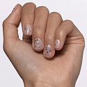 Essence Confetti party krycí lak na nehty 8 ml