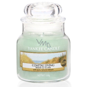 Yankee Candle Coastal Living - Život na pobřeží vonná svíčka Classic malá sklo 104 g