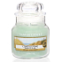 Yankee Candle Coastal Living - Život na pobřeží vonná svíčka Classic malá sklo 104 g