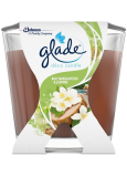 Glade Bali Sandalwood & Jasmine Santalové dřevo z Bali a jasmín vonná svíčka doba hoření až 30 hodin 70 g