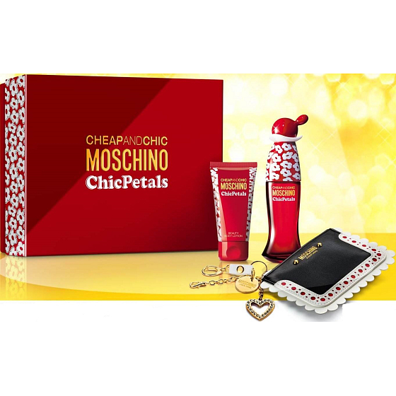Moschino Cheap And Chic Chic Petals toaletní voda 50 ml + tělové mléko 50 ml + peněženka, dárková sada
