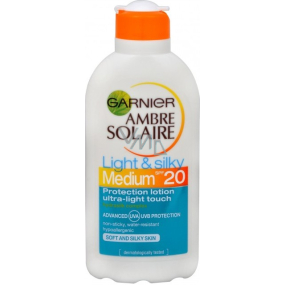 Garnier Ambre Solaire Light & silky SPF20 mléko na opalování 200 ml