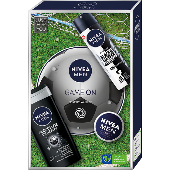 Nivea Men Game On Active Clean sprchový gel 250 ml + Creme krém 75 ml + Invisible Black & White antiperspirant deodorant sprej 150 ml, kosmetická sada pro muže