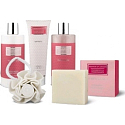 Mayfair of London pěna do koupele 300 ml + tělové mléko 300 ml + sprchový gel 130 ml + koupelové krystaly 100 g + žínka, kosmetická sada