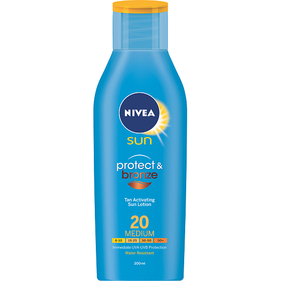 Nivea Sun OF 20 Protect & Bronze mléko na opalování podporující zhnědnutí, 200 ml