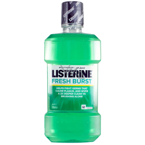 Listerine Freshburst ústní voda antiseptická redukuje zubní plak 500 ml