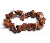 Goldstone zlatý náramek přírodní elastický sekaný 16 - 17 cm, kámen ambicí
