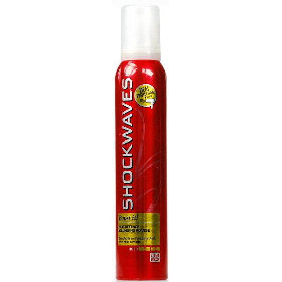 Wella Shockwaves Boost It pěnové tužidlo na vlasy 200 ml