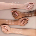 Catrice All Over Glow tekutý rozjasňovač 030 Sun Dip 15 ml