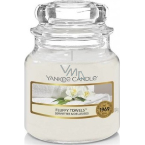 Yankee Candle Fluffy Towels - Nadýchané osušky vonná svíčka Classic malá sklo 104 g