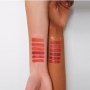 Essence Plumping Nudes lesk na rty 02 Big Softie 4,5 ml