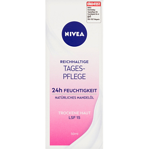 Nivea Essential Výživný denní krém pro suchou až citlivou pleť SPF15 50ml
