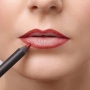 Artdeco Soft voděodolná konturovací tužka na rty 10 Seductive Red 1,2 g
