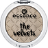 Essence The Velvets Eyeshadow oční stíny 03 Smooth Caramel 3 g