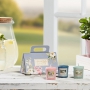 Yankee Candle Garden Hideaway Afternoon Escape - Odpolední únik + Sunny Daydream - Sne?ni? za slunec?ne?ho dne + Water Garden - Vodní zahrada vonná svíčka votivní 3 x 49 g, jarní dárková sada