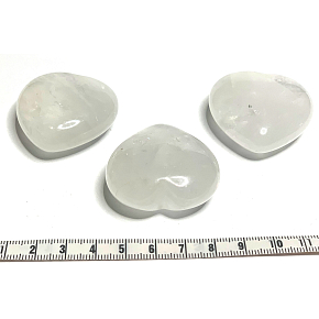 Křišťál Hmatka, léčivý drahokam ve tvaru srdce přírodní kámen 4 cm 1 kus, kámen kamenů
