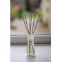 Air Wick Reed Diffuser Essential Oils Mulled Wine - Vůně svařeného vína vonné tyčinky osvěžovač vzduchu 30 ml