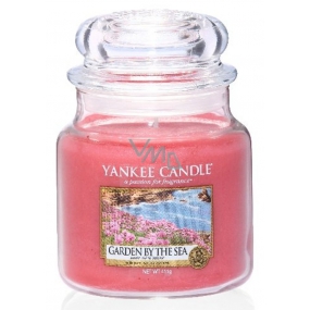 Yankee Candle Garden by the Sea - Zahrada u moře vonná svíčka Classic střední sklo 411 g