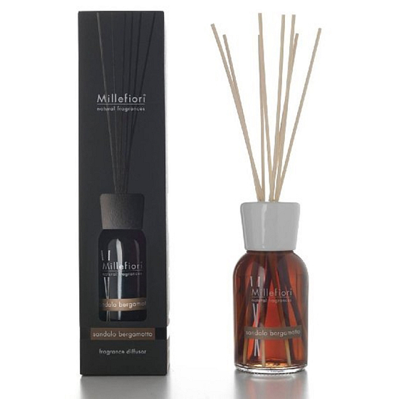 Millefiori Milano Natural Sandalo Bergamotto - Santálové dřevo a Bergamot Difuzér 250 ml + 8 stébel v délce 30 cm do středně velkých prostor vydrží minimálně 3 měsíce