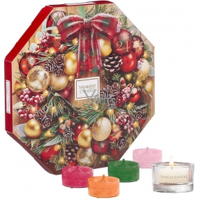 Yankee Candle Adventní kalendář Věnec čajová svíčka 24 kusů + svícen skleněný 1 kus, dárková sada 2019