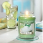 Yankee Candle Vanilla Lime - Vanilka s limetkou vonná svíčka Classic střední sklo 411 g