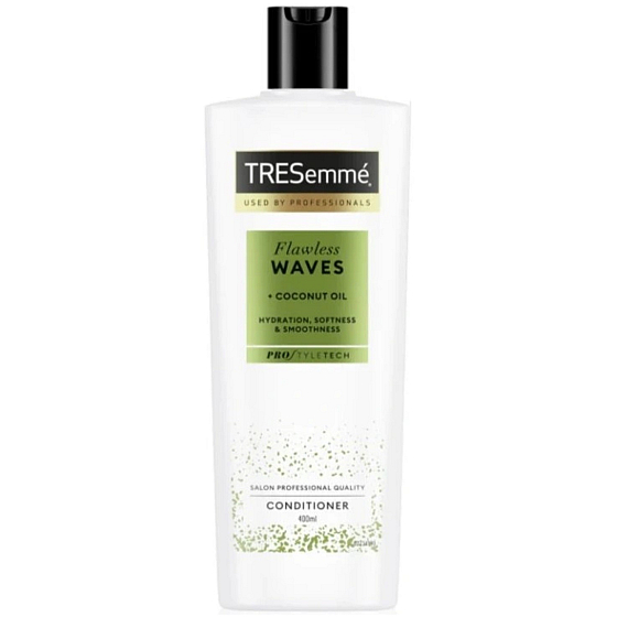 TRESemmé Flawless Waves kondicionér na vlnité a kudrnaté vlasy 400 ml