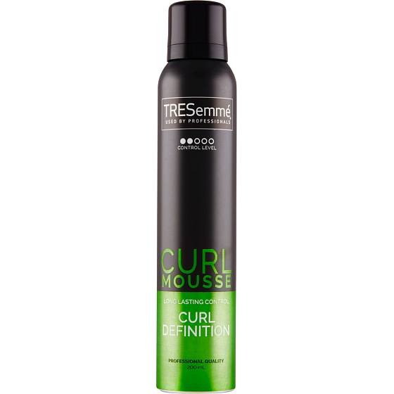 TRESemmé Volume Curl Mousse Pro tužidlo na vlasy, 200 ml