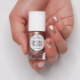 Essence Crystal Power Nail Polish lak na nehty 02 Be Strong 8 ml